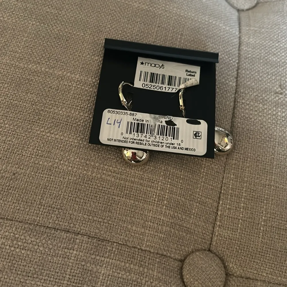 NEW Givenchy Vintage Gold Toned Drop Earrings - Image 6