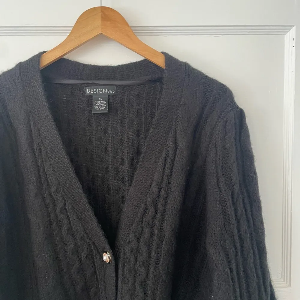 Buttons DESIGN365 Cardigan Sweater Cable Knit V-Neck  Balloon Sleeves Black XL - Image 3