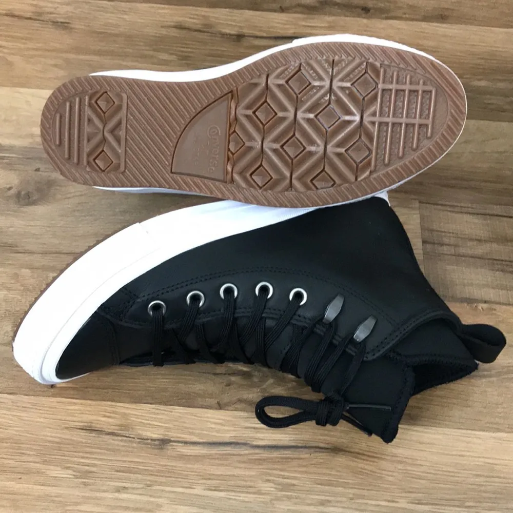 LEATHER CONVERSE CTAS HIGH TOP BRAND NEW - Image 7