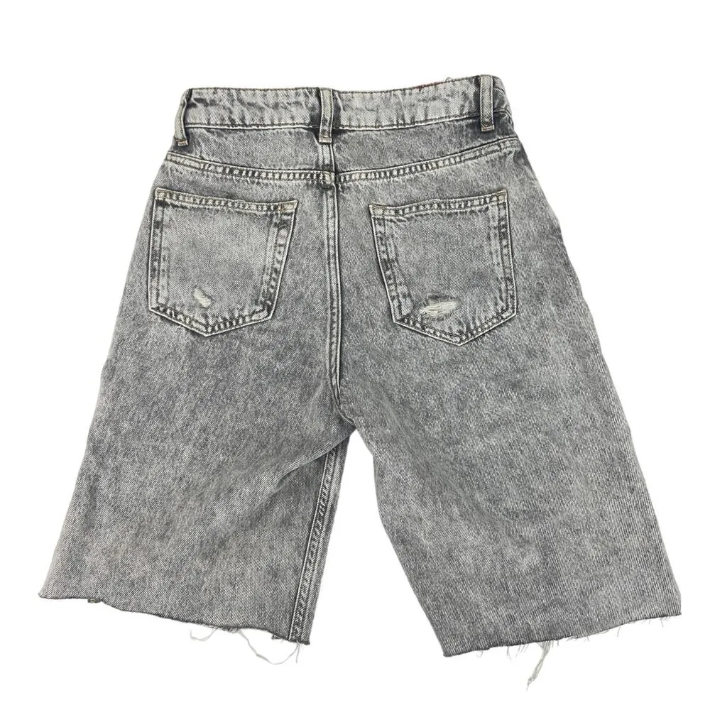 Zara Gray Washed Cotton Mid Rise Distressed Raw Hem Denim Bermuda Jean Shorts 0 - Image 2