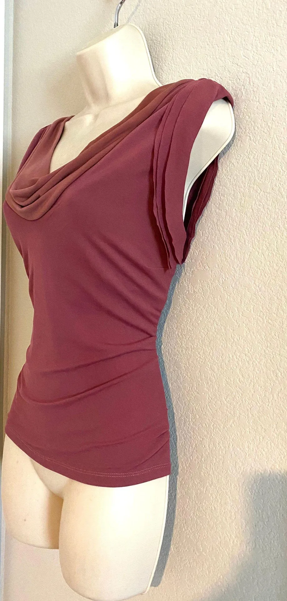 NWOT  blouse w/ built in bra. Sz L - Image 3