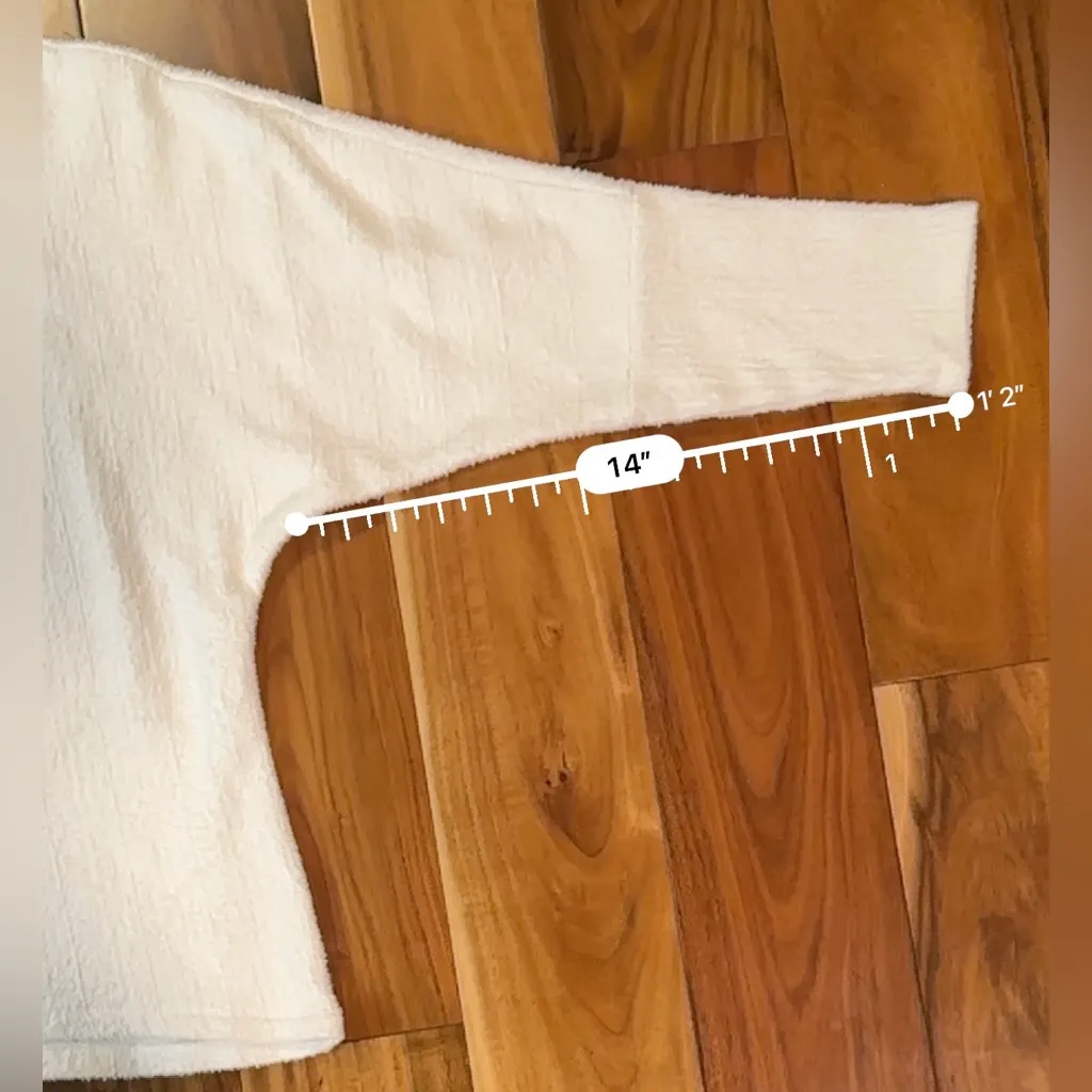 Mango Sweater with Pearl Neck Detail - Image 6