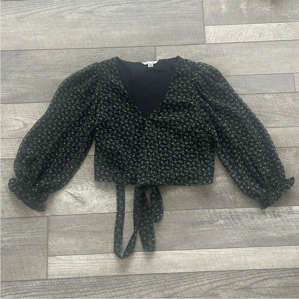 American Eagle Size Medium Black Floral Bohemian Style Wrap Top - Image 3