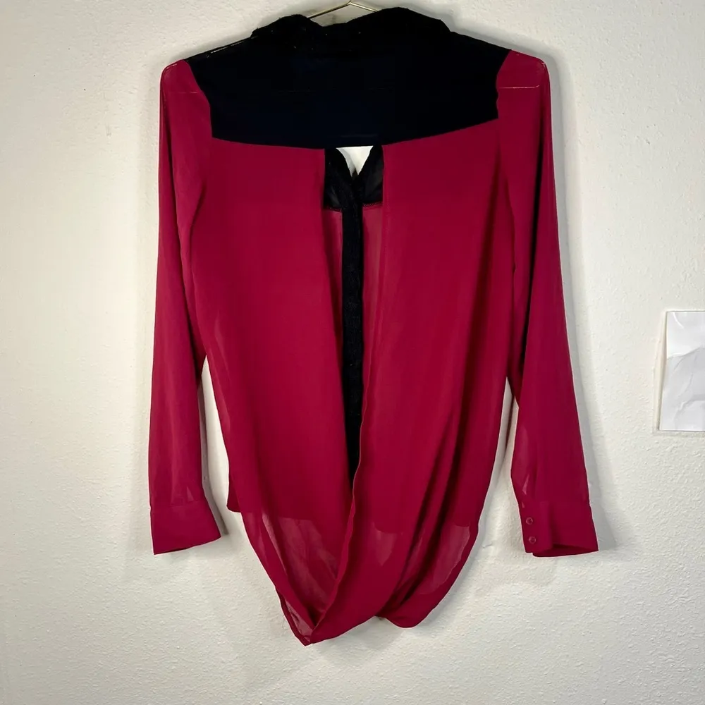 Rue21 Women's Pink Black Button-Up High-Low Shirt Small Lace Pocket Detail Sheer - Image 5