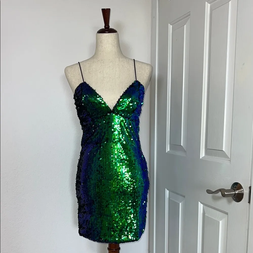 Lulu's Emerald Sequin Mini Dress‎ - Image 9