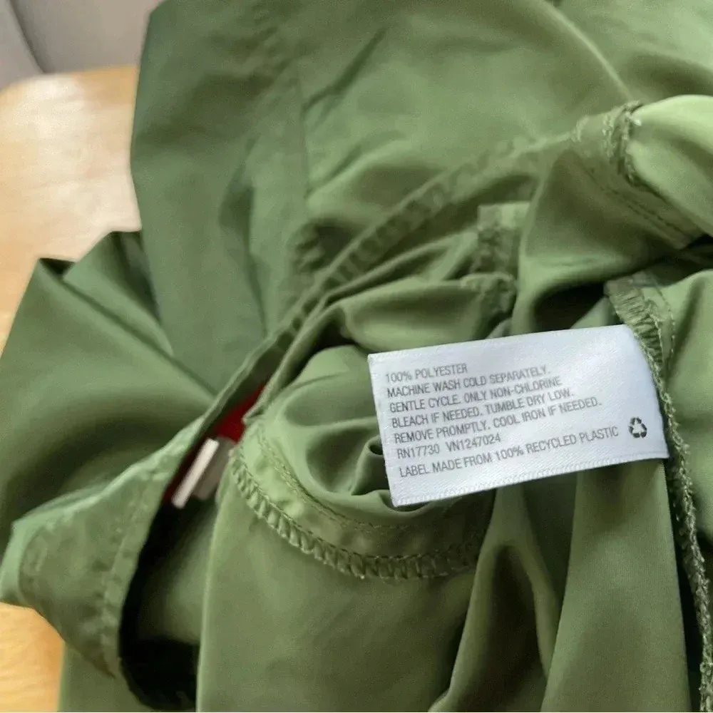 Hunter For Target Green Front Zip‎ Romper Size Large - Image 6