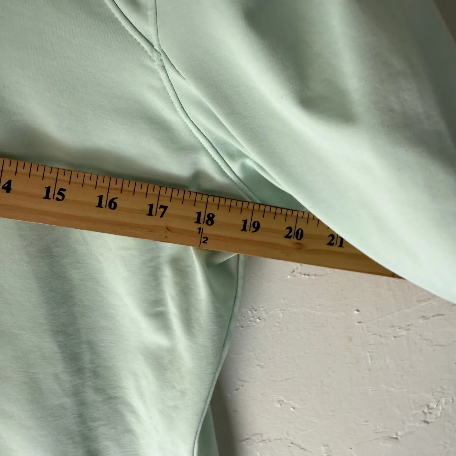 Under Armour XL Mint Green Quarter Zip Pullover Long Sleeve Athletic Top‎ - Image 7