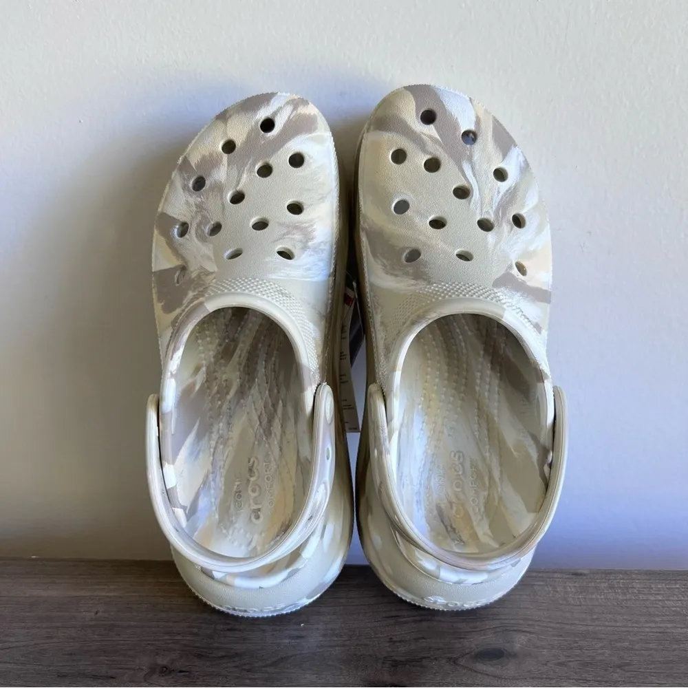 CROCS Classic Crush Marbled Platform Women's Clog Size 9 #B1814 - Image 2