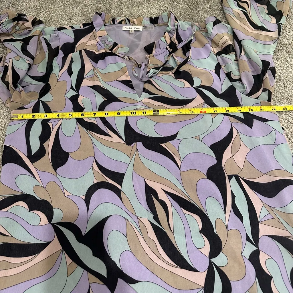 Calvin Klein Pastel Patterned Top - Image 6