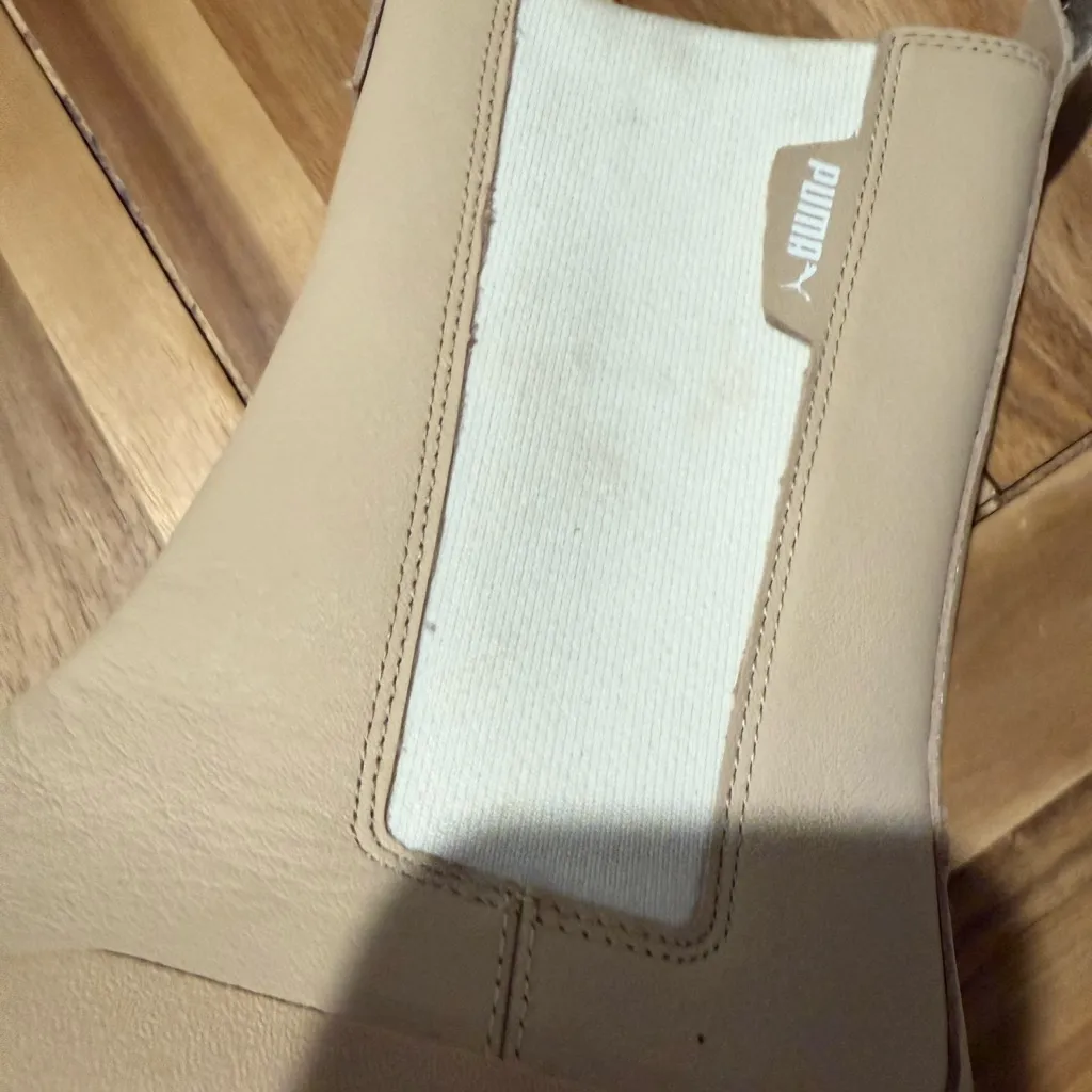 Puma mayze Chelsea stack boots sz 9 Women’s - Image 2