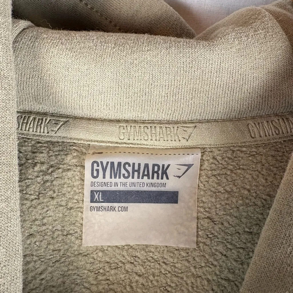 Gymshark Women's Green Logo Hoodie - Image 4