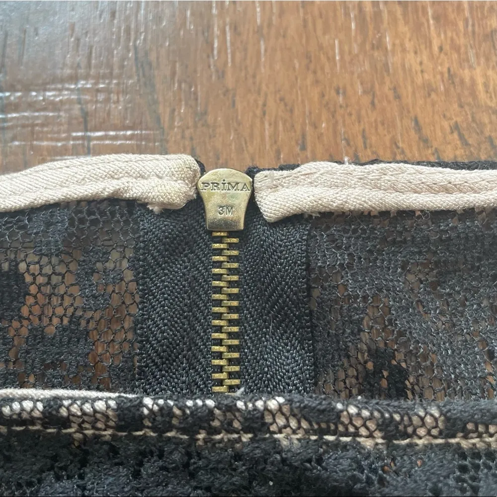 RACHEL ROY pink/nude and black lace top - Image 8