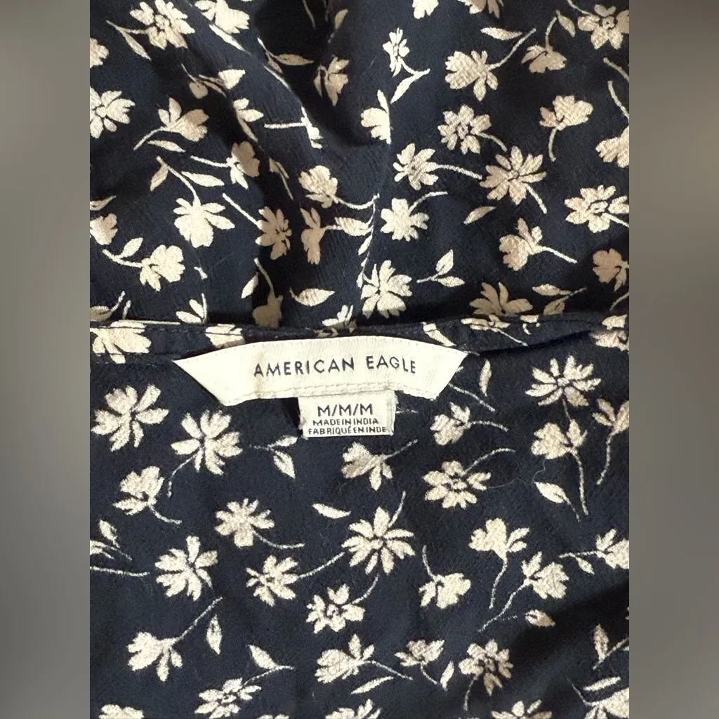 American Eagle Outfitters Dark Floral Blouse - Image 3