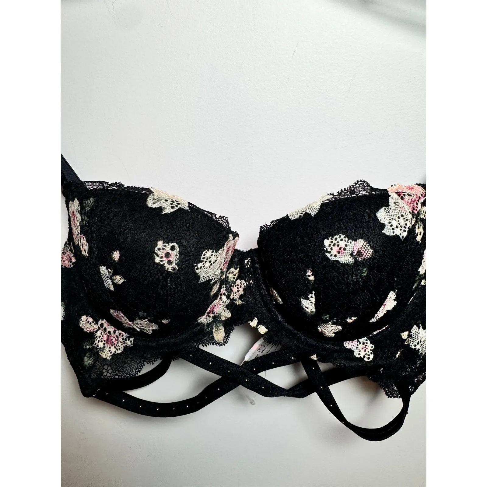 Victoria's Secret Women's Size 34B Black Pink Lace Sample T-Shirt Bra - Image 2