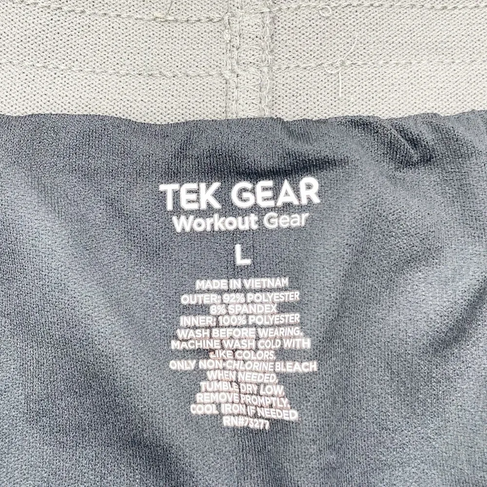 Tek Gear Women's Core Woven Running Shorts Black Taupe Tropical Print Size Large - Image 5