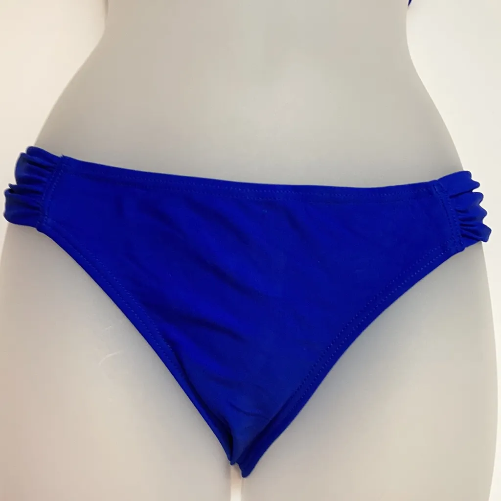 🌞NWT California waves triangle top w/ bottoms A-71 - Image 3