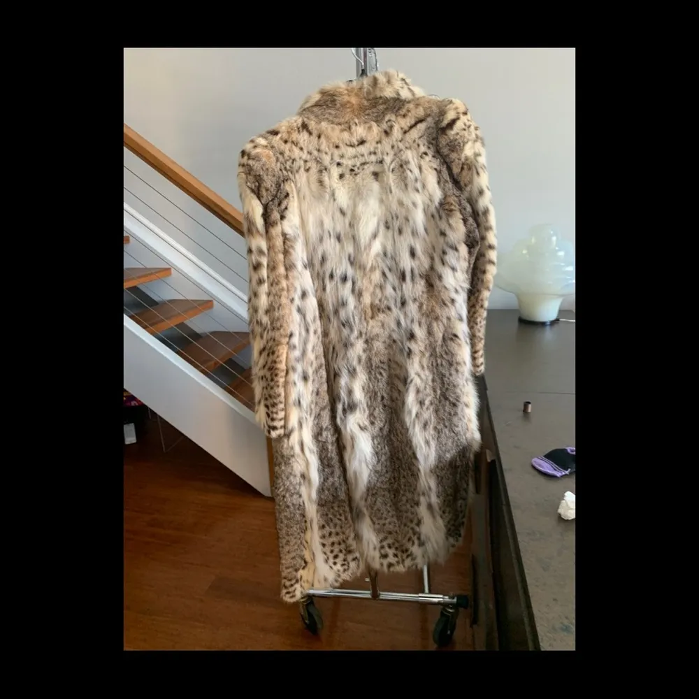 Vintage Lynx full length coat - Image 2