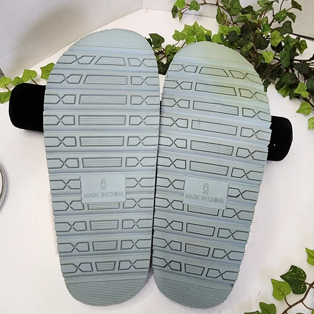 Northeast Outfitters Baby Blue Clog Slippers Faux Fur Lined Size 6 - Image 8