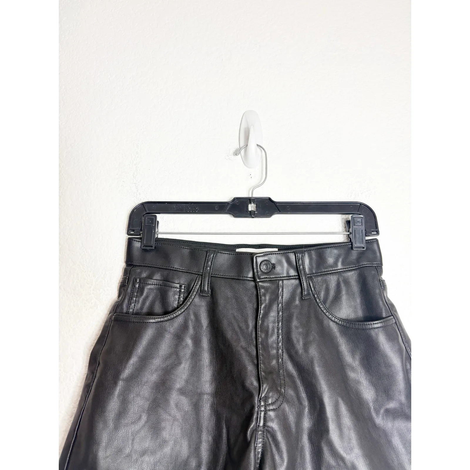 Abercrombie & Fitch Black Pleather Shorts Size 2 Curve Love High Rise - Image 4