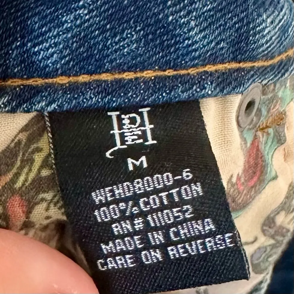 NWT Ed Hardy Flame Skull Denim Shorts - Size: Medium - Image 4