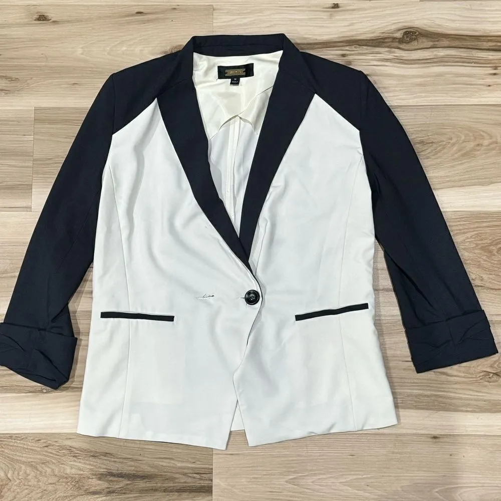 Greylin Anthropologie  Cream and Blue Collarless Blazer Jacket Women’s Medium - Image 2