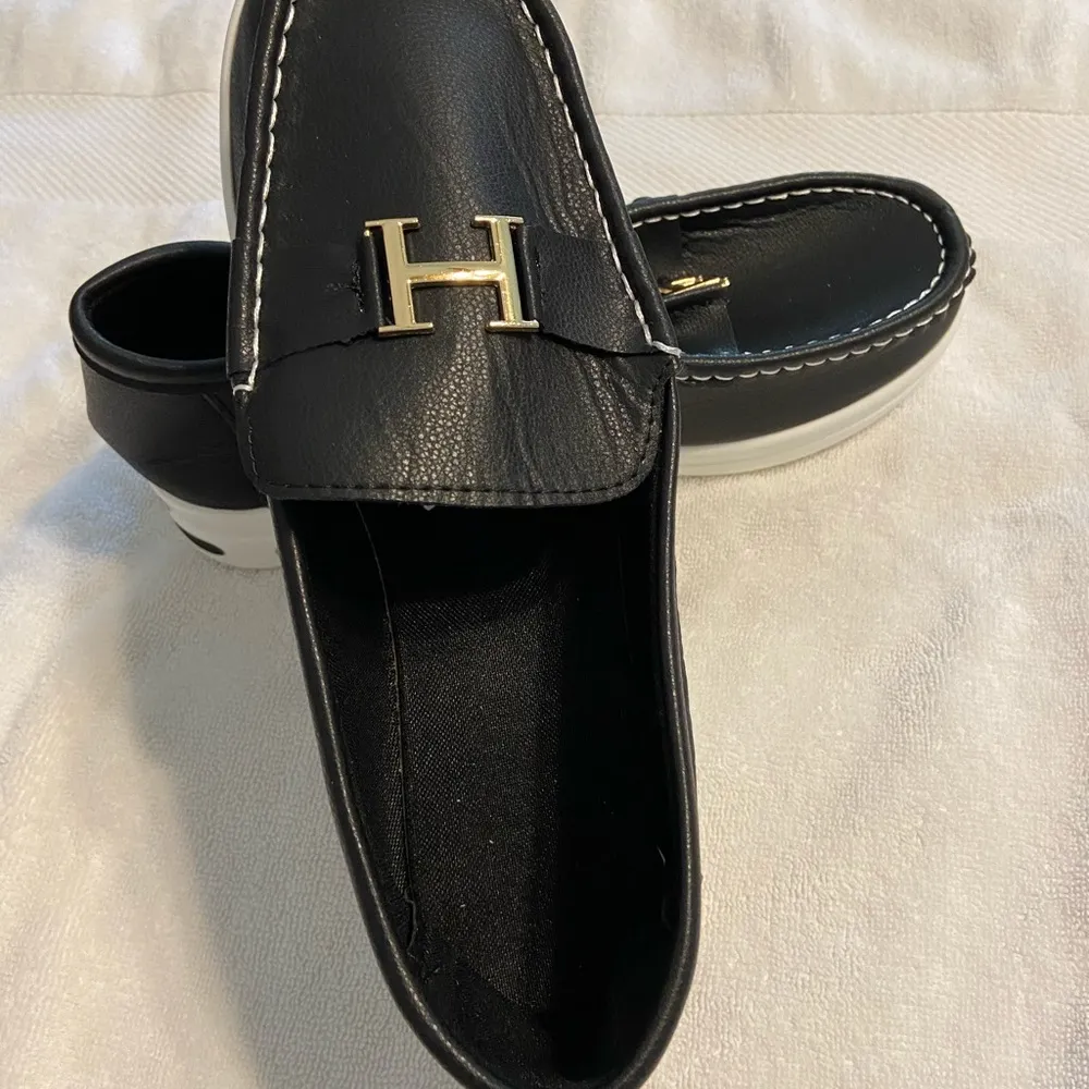 Purchased this of the Facebook but don’t like it unable to return size 10 Black - Image 2