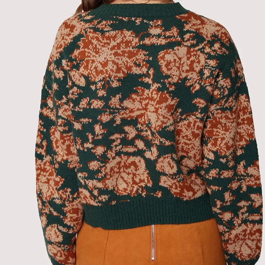 Lost + Wander Rosetta Pullover Sweater size M/L - Image 3