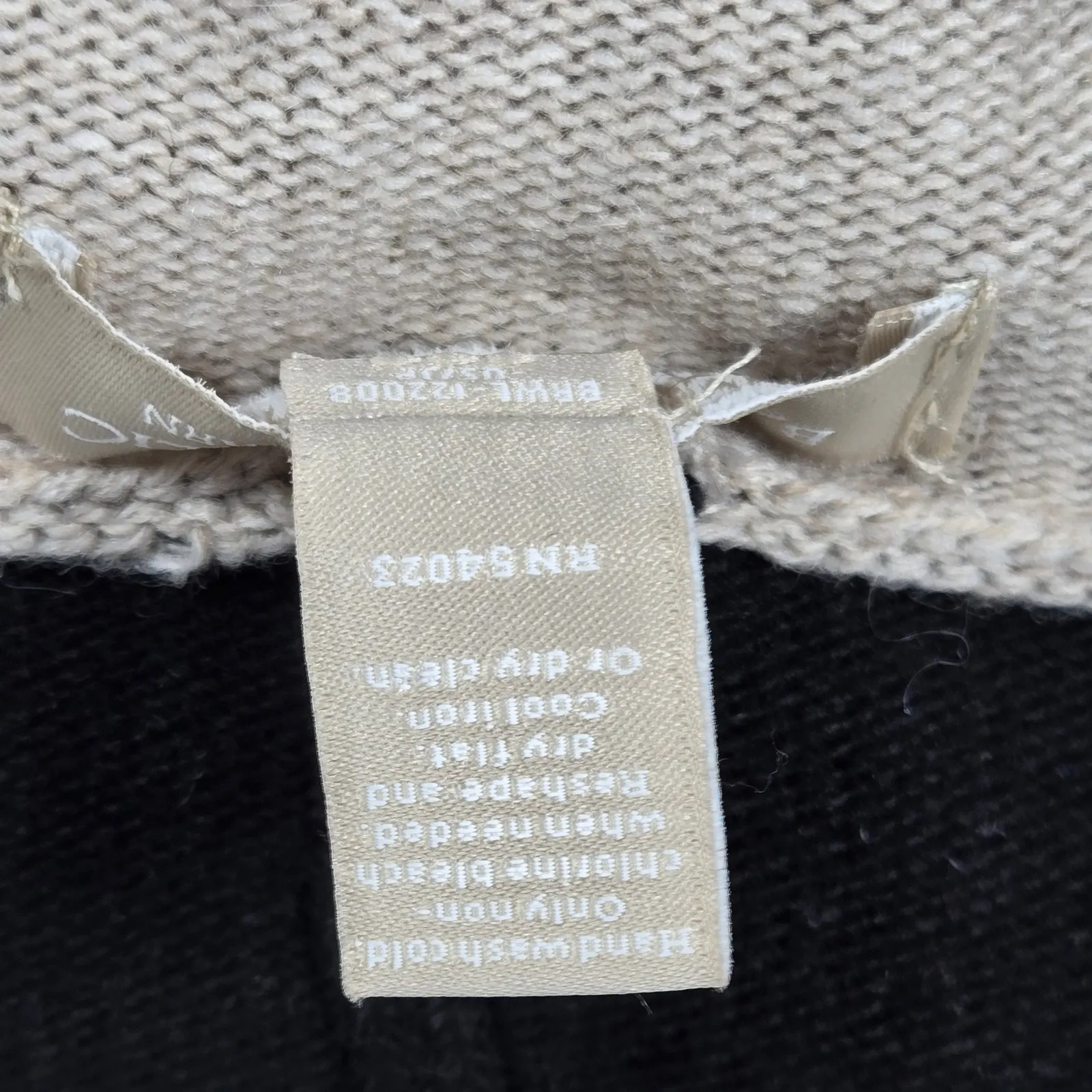 Banana Republic Women Italian Yarn Merino Wool Cashmere Blend Cardigan Sweater S - Image 4