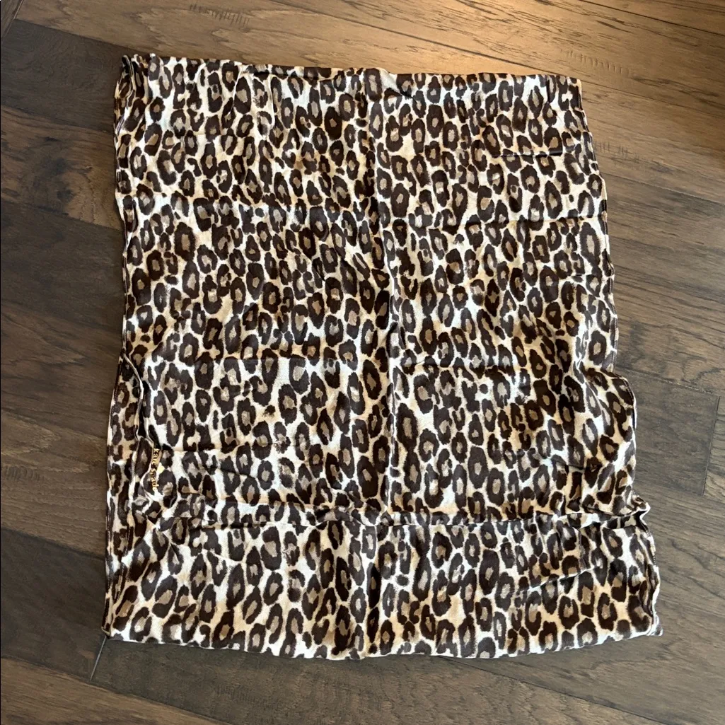 New With Tags Kate Spade Leopard Print Infinity Scarf - Image 4