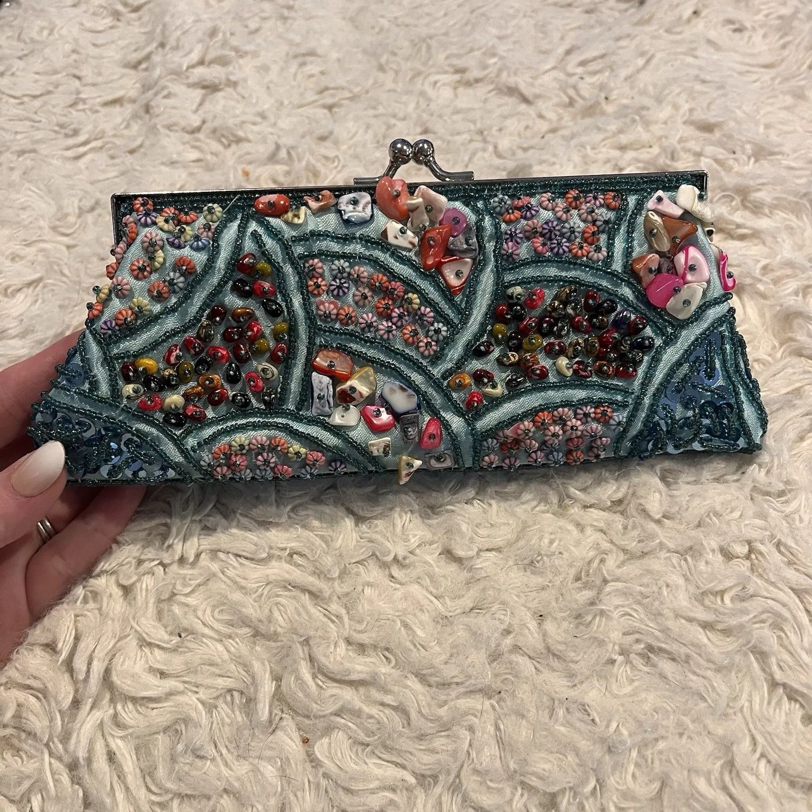 Hand Beaded Shell Clutch Purse Teal Blue Kiss Lock Evening Bag w/ Chain - Image 2