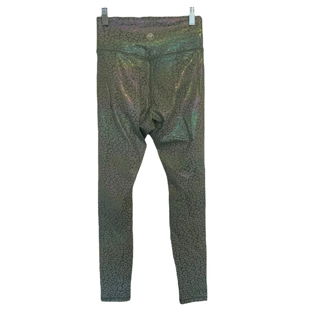 NWT TYC Til You Collapse Effortless Vortex Leggings In Green Iridescent Leopard - Image 5