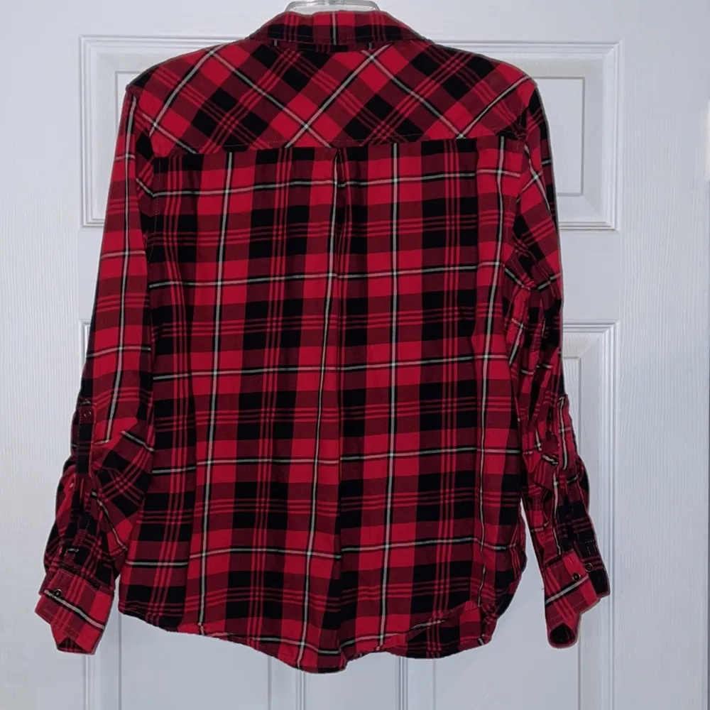 Women’s red plaid button up - Image 4