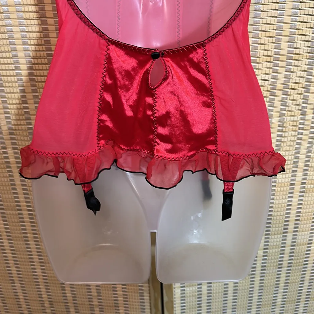 Victoria's Secret Bright Red Camisole Teddy Underwire Black Trim Garters 34B - Image 14