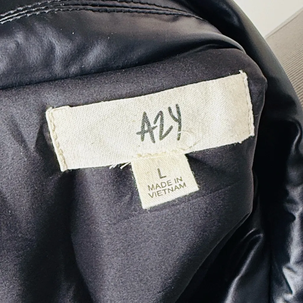 AZY Black Cropped Quilted Bomber Jacket Size L - Image 4