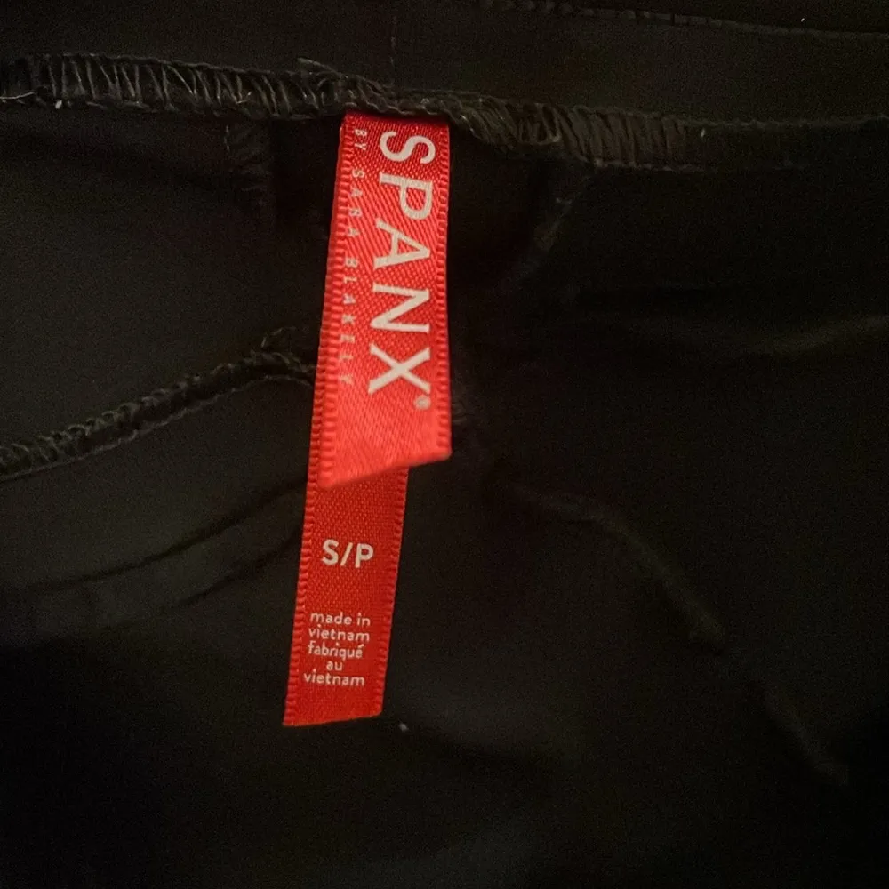 SPANX The Perfect Black Pant, Ankle Backseam Skinny Leggings Size Small Petite - Image 4