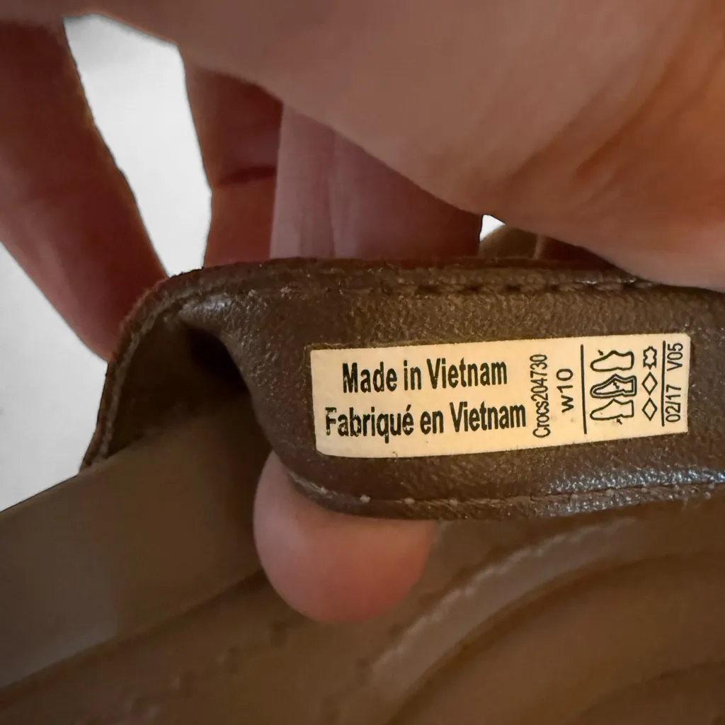 Crocs Womens Brown Genuine Leather Wedge  Sandals Slides Boho Shoes sz 10 - Image 5