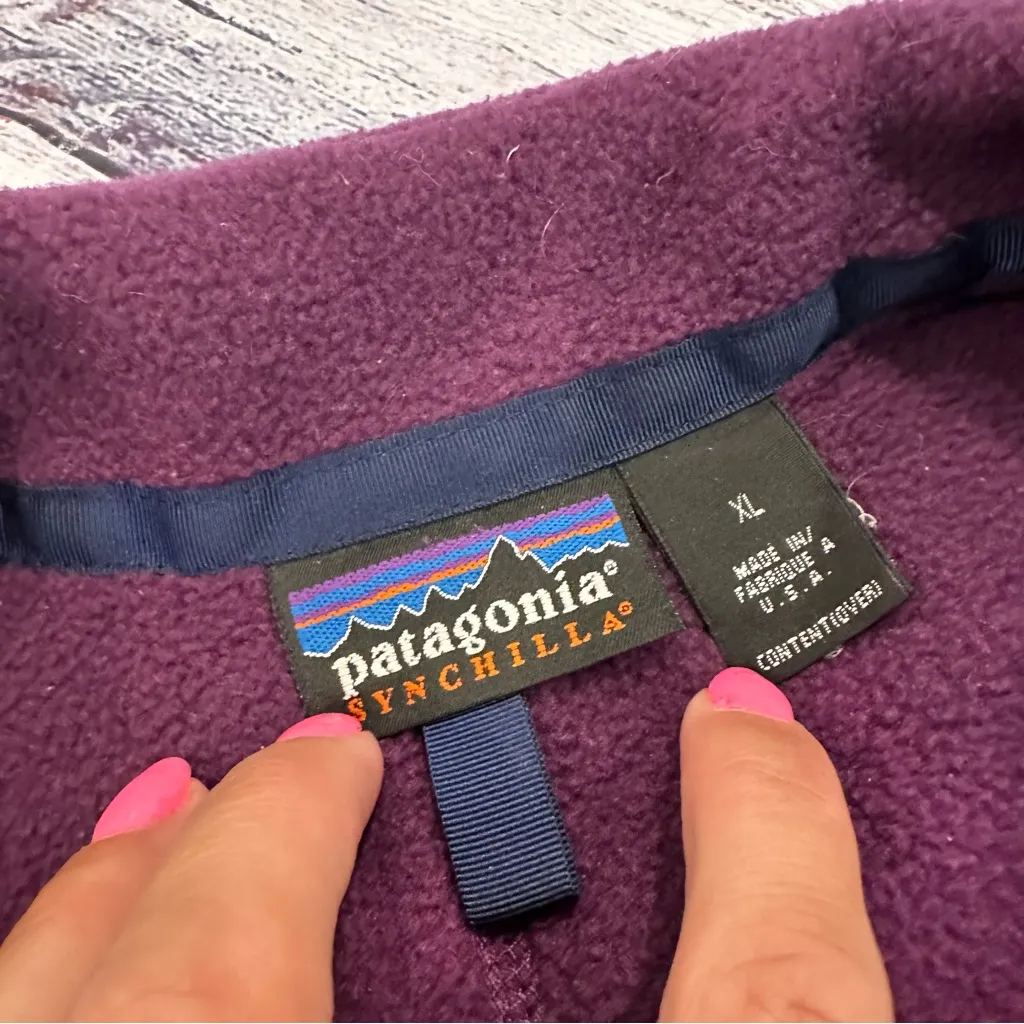 Vintage Patagonia Synchilla Women’s Purple Maroon Fleece Jacket - Image 4