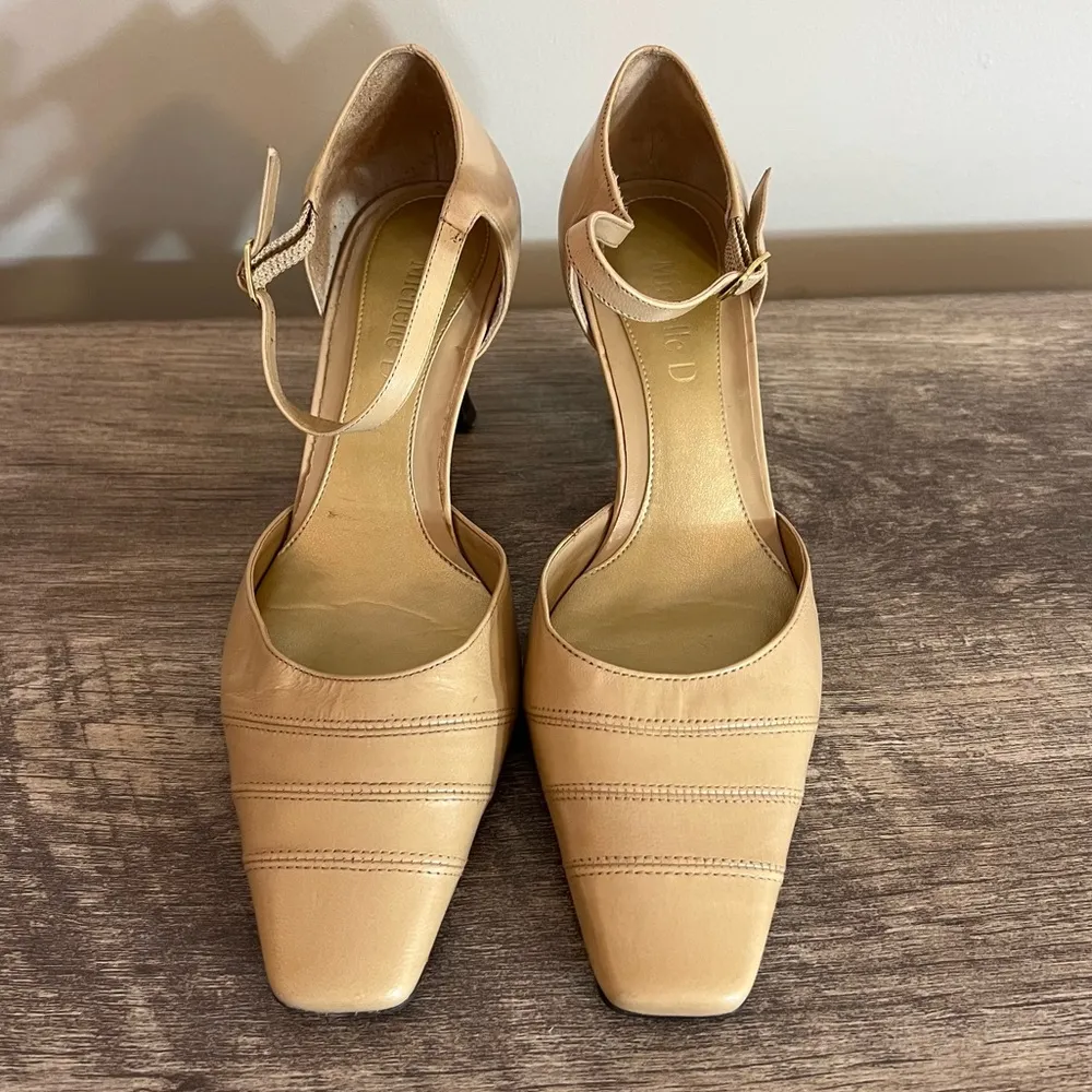 Vintage Michelle D Leather Heels W/ Ankle Strap Women’s Size 6 Beige Neutral - Image 4