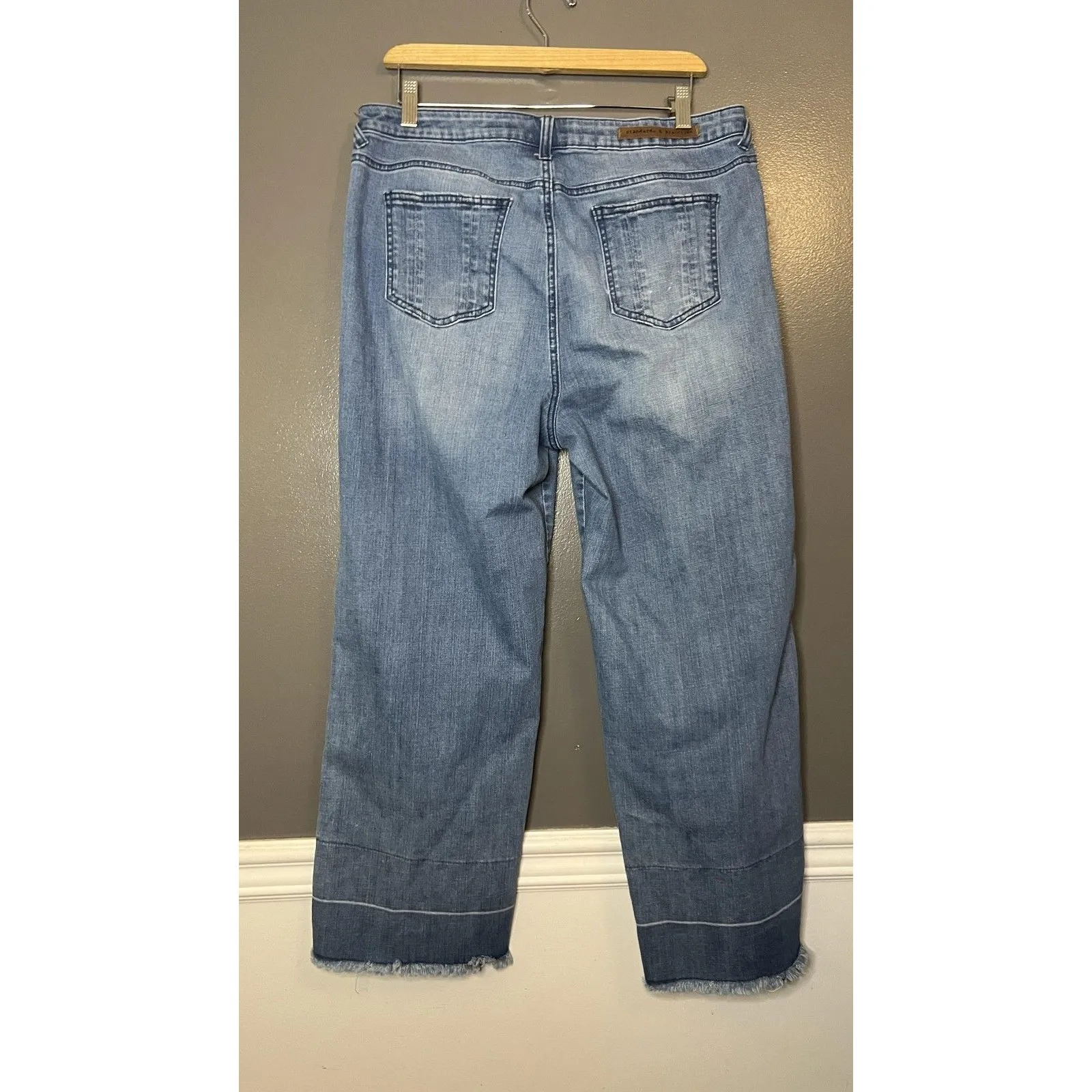 Standards & Practices Jeans Womens 32 Light Blue Cropped Raw Hem Side Snap Size undefined - Image 4