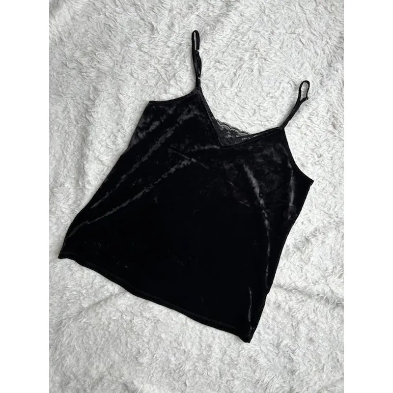 Olive and Oak Black Witchy Crushed Velvet Lace Trim V Neck Tank Size Small - Image 4