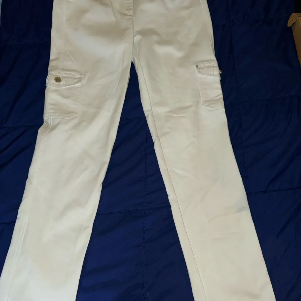 NWT‎ WHITE house black market Slim Miracle Stretch Cargo Pants size 6 - Image 2