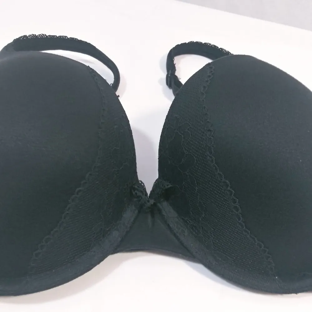 Victoria's Secret Body by Victoria Perfect Shape Black Bra Size 32DD - Image 3