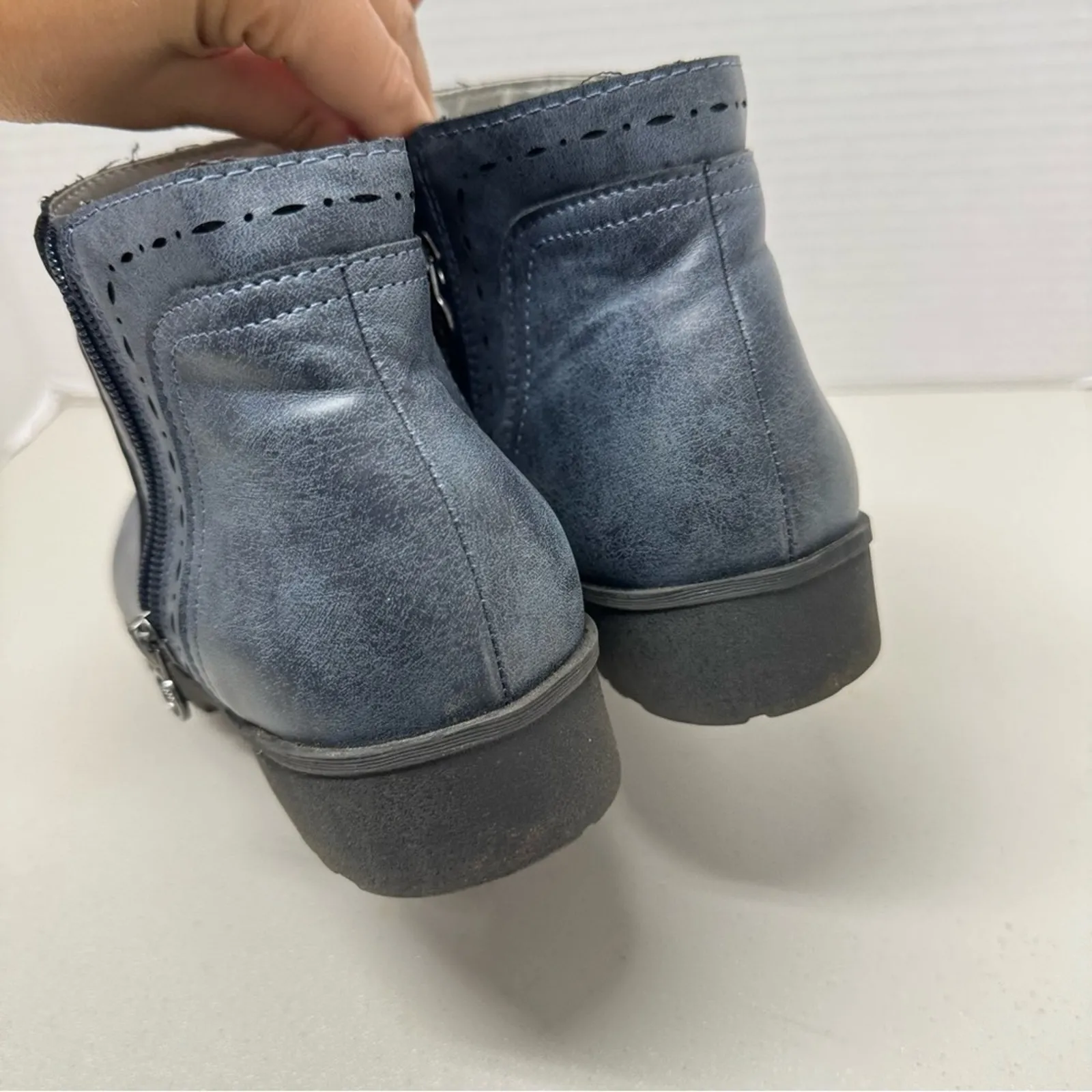 JSport Memory Foam Blue Faux Leather Ankle Boots Women’s 11 Comfort Shoes Flats - Image 8