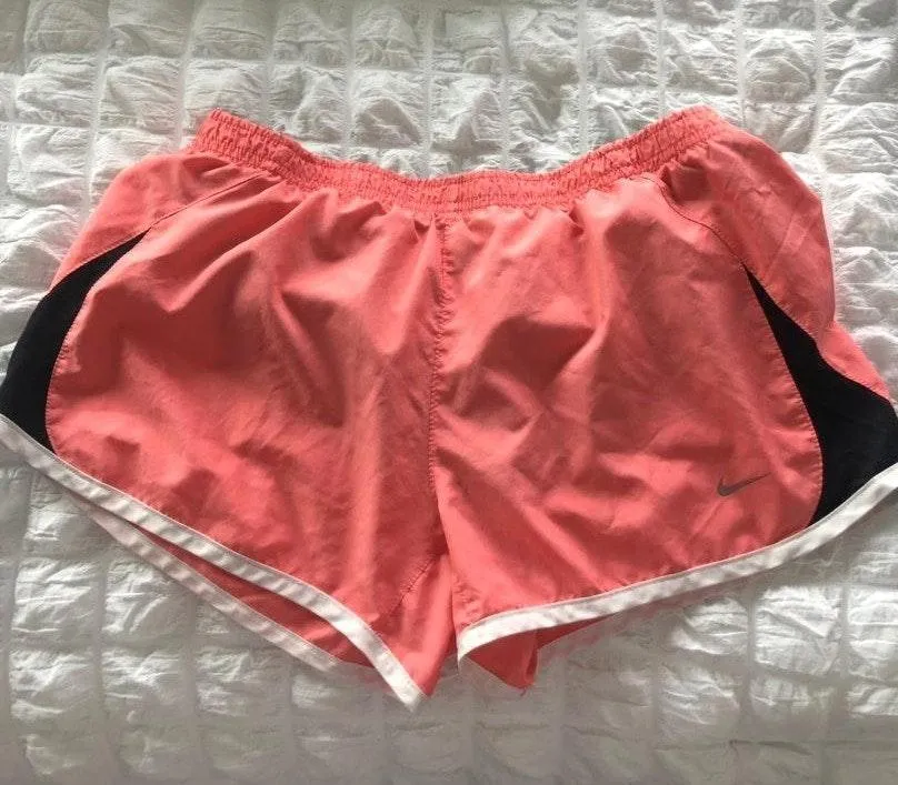 Nike Shorts - Image 2