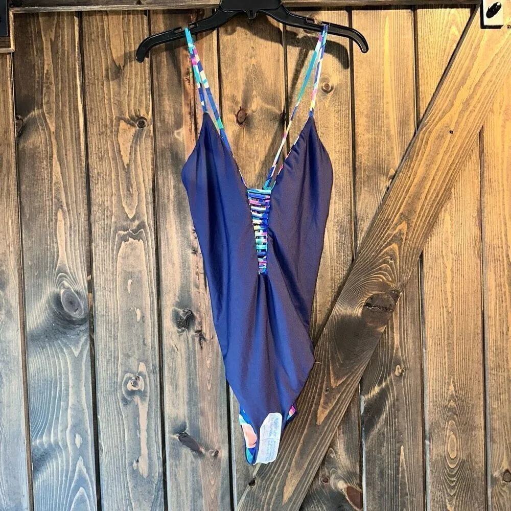 NWOT La Blanca Painted Leaves One Piece Reversible Swimsuit - Image 6