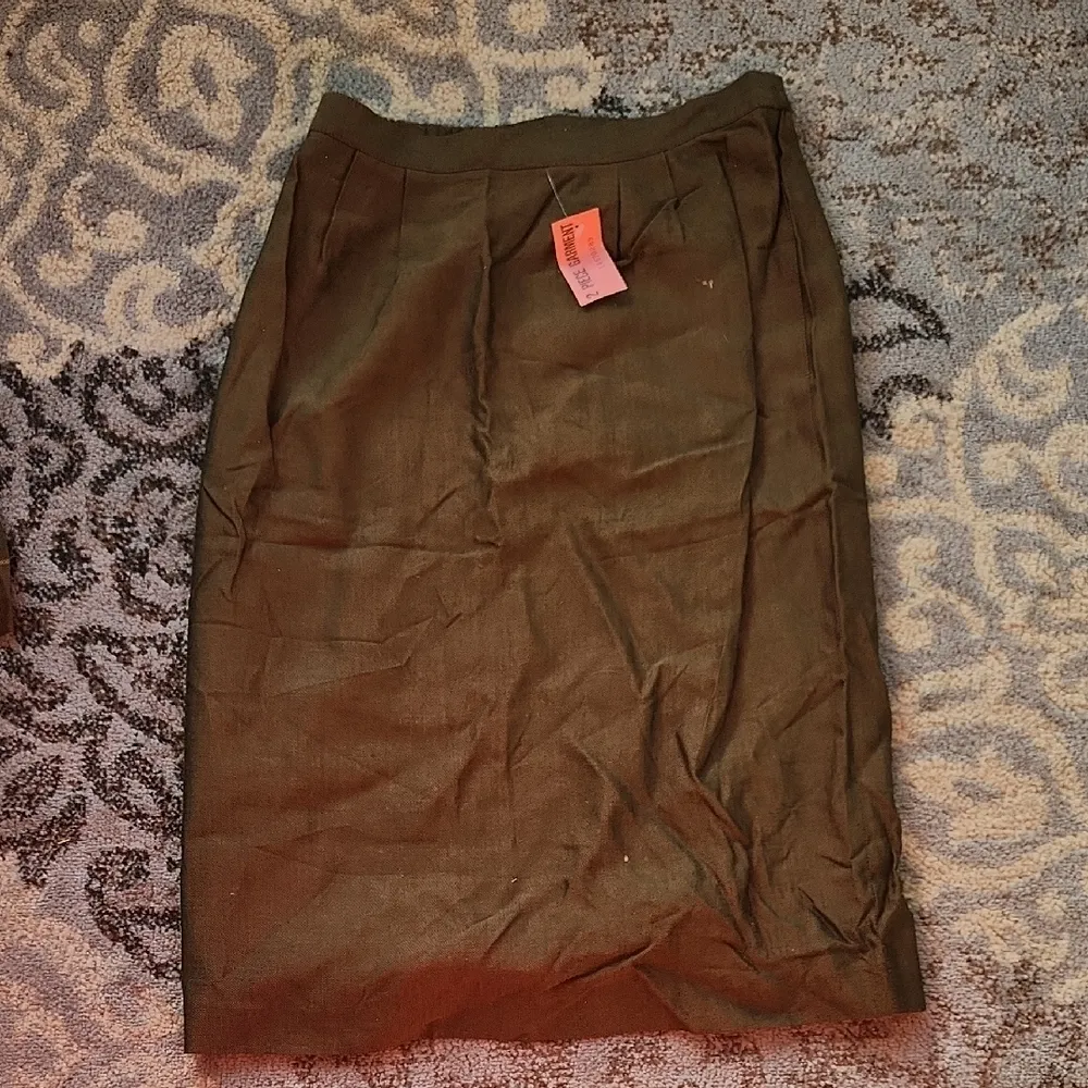 Kasper II for A.S.L. Blazer & Skirt Suit Set Plaid Brown 14 - Image 11