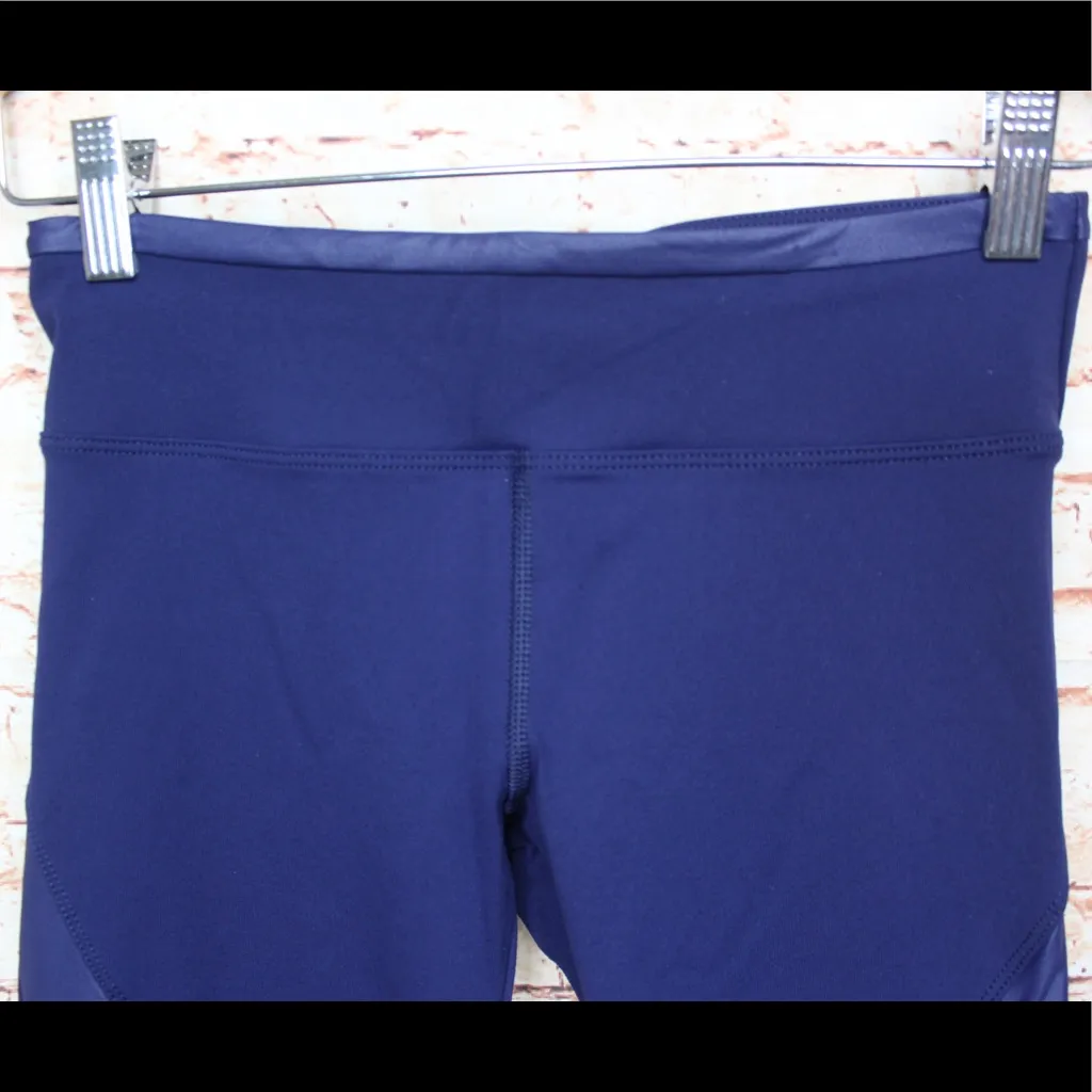 Lorna Jane |  Black Navy Shimmer Mixed Panel Capri Leggings - Image 3