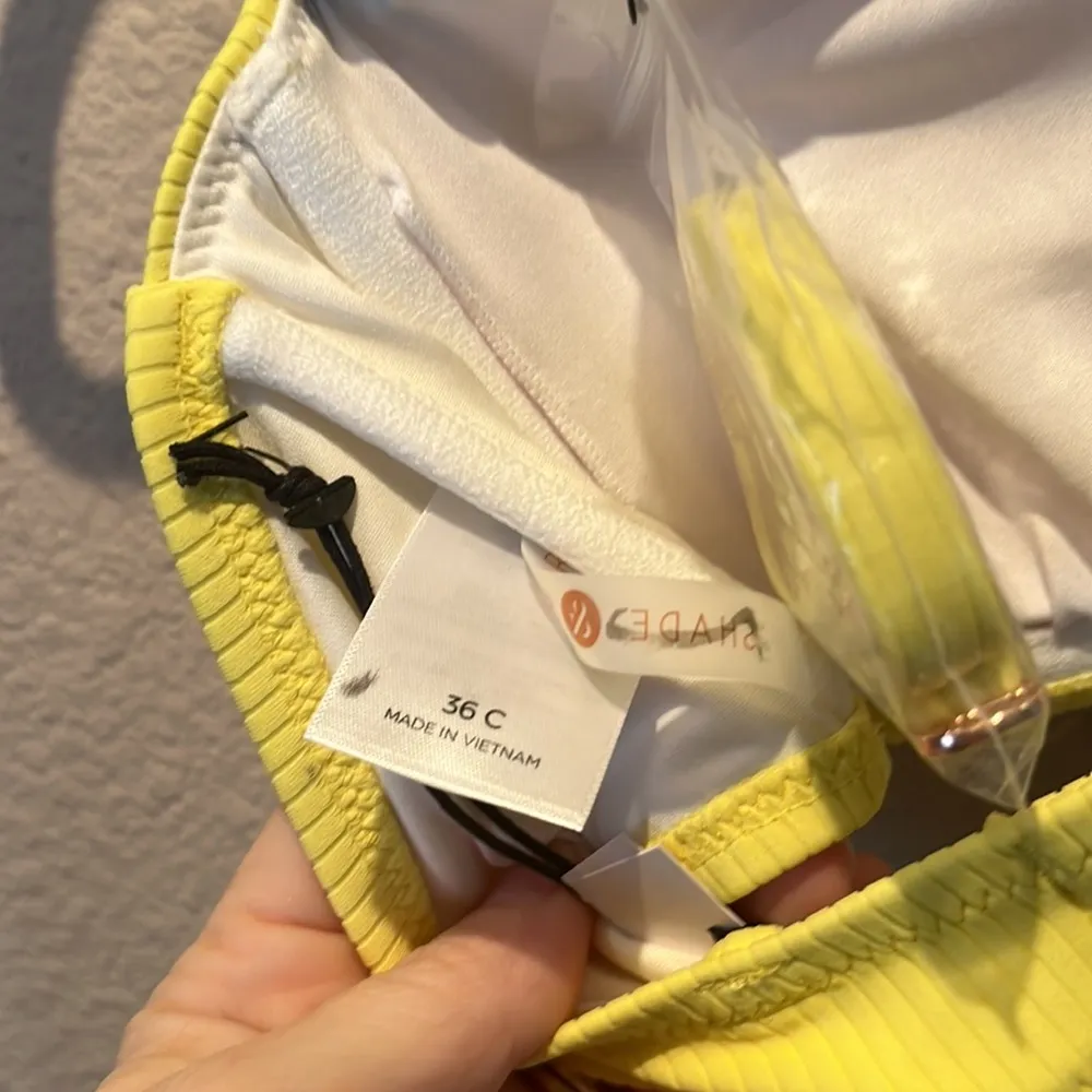 New Shade & Shore Yellow Bandeau Convertible Bikini Top Size 36C NWT - Image 7