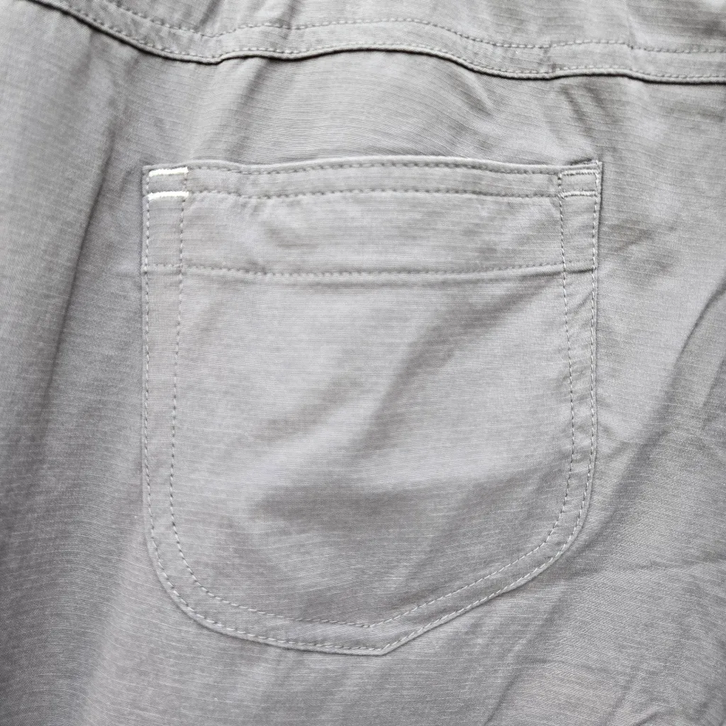 LL Bean Women’s Vista Camp Shorts Gray 1X - Image 12