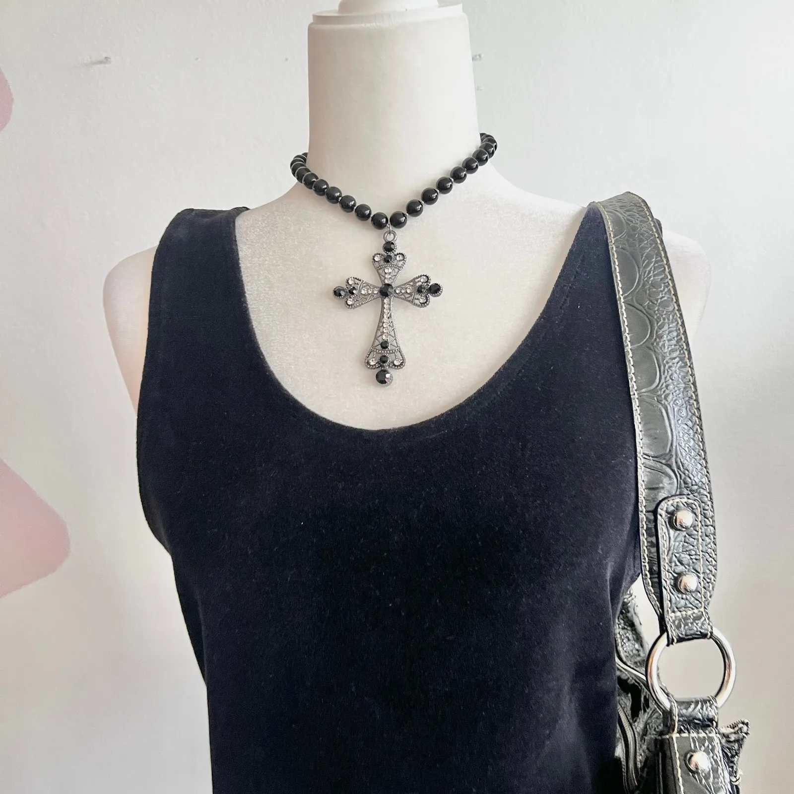 Vintage Black Velvet Tank Top, Witchy Gothic Dark Academia‎ 90s Grunge Large - Image 2